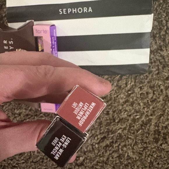 Tarte Creaseless Concealer with Summer Fridays Serum Bundle! - Picture 3 of 3